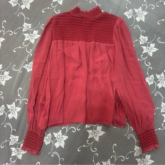 Aritzia Wilfred Nessie Blouse in Rosy Red Sz Small - Picture 4 of 8